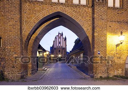 "Friedlander Tor, inner and outer gate, city gate of the medieval fortifications, Four Gates City, Neubrandenburg, Mecklenburg-Western Pomerania, Germany, Europe" View Large Photo Image Stock Image - "Friedlander Tor, inner and outer gate, city gate of the medieval fortifications, Four Gates City, Neubrandenburg, Mecklenburg-Western Pomerania, Germany, Europe". Fotosearch