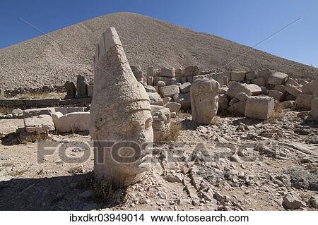 "God thrones and gods' heads, Mount Nemrut, sanctuary and tomb, Southeastern Anatolia Region, Turkey, Asia" View Large Photo Image Picture - "God thrones and gods' heads, Mount Nemrut, sanctuary and tomb, Southeastern Anatolia Region, Turkey, Asia". Fotosearch