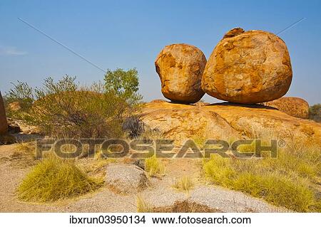 Picture - "Granite boulders in the Devil's Marbles Conservation Reserve, Karlu Karlu, Northern Territories, Australia, Oceania". Fotosearch