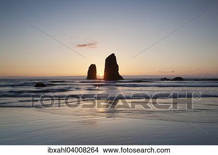 "Haystack Rock, Cannon Beach, Oregon, United States, North America" View Large Photo Image Picture - "Haystack Rock, Cannon Beach, Oregon, United States, North America". Fotosearch