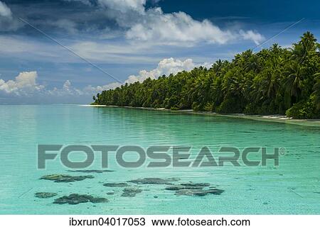 Stock Image - "Islet and turquoise water in the Ant Atoll, Pohnpei, Micronesia, Oceania". Fotosearch