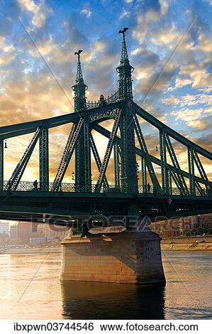 "Liberty or Freedom Bridge, Szabadsag hid, Budapest, Hungary, Europe" View Large Photo Image Stock Photograph - "Liberty or Freedom Bridge, Szabadsag hid, Budapest, Hungary, Europe". Fotosearch