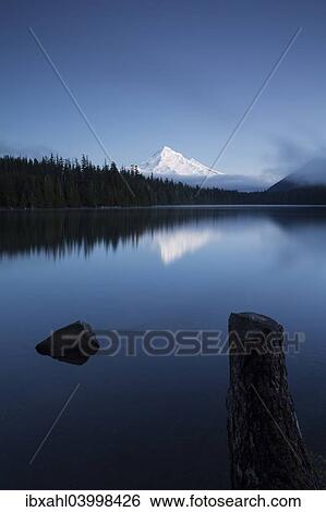 "Lost Lake with Mount Hood, Hood River, Oregon, United States, North America" View Large Photo Image Stock Photograph - "Lost Lake with Mount Hood, Hood River, Oregon, United States, North America". Fotosearch