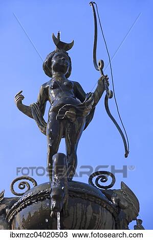 "Luna sculpture on the Lunabrunnen fountain, 1530, Market Square, Luneburg, Lower Saxony, Germany, Europe" View Large Photo Image Stock Image - "Luna sculpture on the Lunabrunnen fountain, 1530, Market Square, Luneburg, Lower Saxony, Germany, Europe". Fotosearch
