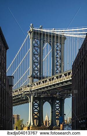 "Manhattan Bridge and Empire State Building, Brooklyn Heights, New York, United States, North America" View Large Photo Image Stock Photo - "Manhattan Bridge and Empire State Building, Brooklyn Heights, New York, United States, North America". Fotosearch