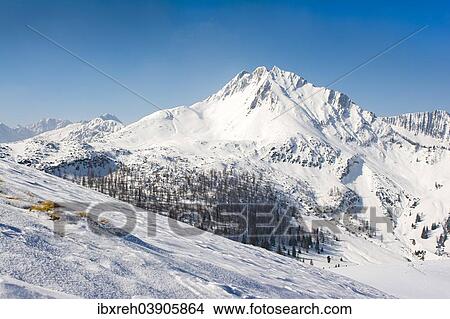 "Mondscheinspitze Mountain in winter, Karwendel Mountains, Tyrol, Austria, Europe" View Large Photo Image Picture - "Mondscheinspitze Mountain in winter, Karwendel Mountains, Tyrol, Austria, Europe". Fotosearch