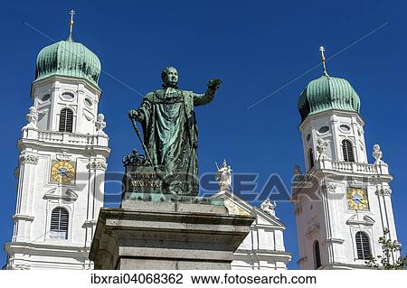 "Monument to King Maximilian Joseph I of Bavaria, west facade, St. Stephen's Cathedral, Passau, Lower Bavaria, Bavaria, Germany, Europe" View Large Photo Image Stock Image - "Monument to King Maximilian Joseph I of Bavaria, west facade, St. Stephen's Cathedral, Passau, Lower Bavaria, Bavaria, Germany, Europe". Fotosearch