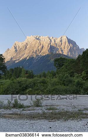 "Mt Zugspitze and Mt Schneefernerkopf, Wetterstein Range, from Ehrwald, Tyrol, Austria, Europe" View Large Photo Image Picture - "Mt Zugspitze and Mt Schneefernerkopf, Wetterstein Range, from Ehrwald, Tyrol, Austria, Europe". Fotosearch