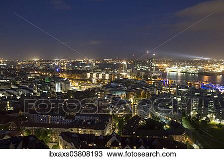 Stock Image - "Night view overlooking the Elbe Philharmonic Hall, HafenCity and Speicherstadt, Hamburg, Germany, Europe". Fotosearch
