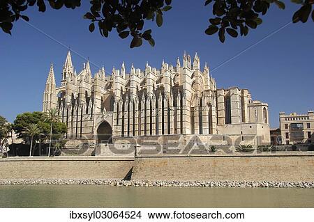 "Palma Cathedral, """"La Seu"""", Paseo Maritimo, Palma de Mallorca, Majorca, Balearic Islands, Spain, Europe" View Large Photo Image Picture - "Palma Cathedral, """"La Seu"""", Paseo Maritimo, Palma de Mallorca, Majorca, Balearic Islands, Spain, Europe". Fotosearch