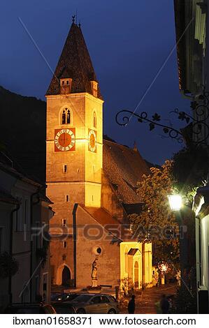 Stock Image - "Parish Church, Spitz an der Donau, Wachau, Waldviertel, Lower Austria, Austria, Europe". Fotosearch