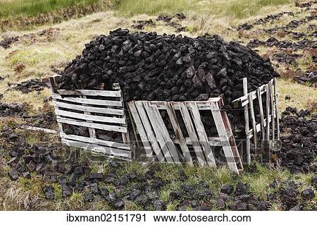 "Peat cutting, Glencolumbcille, or Glencolumbkille, County Donegal, Ireland, Europe, PublicGround, Europe" View Large Photo Image Stock Image - "Peat cutting, Glencolumbcille, or Glencolumbkille, County Donegal, Ireland, Europe, PublicGround, Europe". Fotosearch