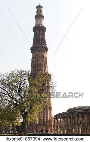"Qutb Minar minaret, UNESCO World Cultural Heritage, New Delhi, India, Asia" View Large Photo Image Picture - "Qutb Minar minaret, UNESCO World Cultural Heritage, New Delhi, India, Asia". Fotosearch