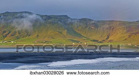 Stock Photograph - "Reynir Bay, Dyrholaey, Vik i Myrdal, Southern Region, Iceland, Europe". Fotosearch