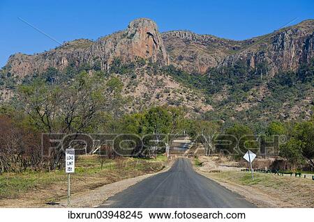 "Road leading to the Carnarvon National Park, Queensland, Australia, Oceania" View Large Photo Image Stock Photography - "Road leading to the Carnarvon National Park, Queensland, Australia, Oceania". Fotosearch