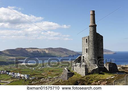Stock Image - "Ruins of the engine room of a copper mine, Allihies, Slieve Miskish Mountains, Beara Peninsula, County Cork, Ireland, British Isles, Europe". Fotosearch