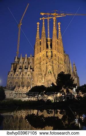 "Sagrada Familia, Holy Family Church of the Atonement, by architect Antoni Gaudi, UNESCO World Heritage Site, at dusk, Barcelona,? Çï? ÇïCatalonia, Spain, Europe" View Large Photo Image Stock Photography - "Sagrada Familia, Holy Family Church of the Atonement, by architect Antoni Gaudi, UNESCO World Heritage Site, at dusk, Barcelona,? Çï? ÇïCatalonia, Spain, Europe". Fotosearch