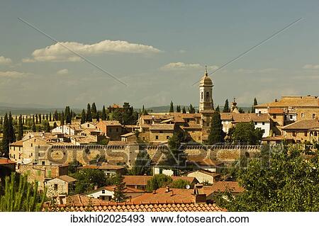"San Quirico d'Orcia, Val d'Orcia region, Tuscany, Italy, Europe" View Large Photo Image Stock Image - "San Quirico d'Orcia, Val d'Orcia region, Tuscany, Italy, Europe". Fotosearch