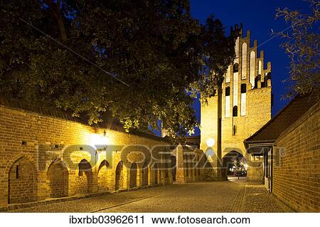 "Stargarder Tor, inner gate, city gate of the medieval fortifications, Four Gates City, Neubrandenburg, Mecklenburg-Western Pomerania, Germany, Europe" View Large Photo Image Stock Image - "Stargarder Tor, inner gate, city gate of the medieval fortifications, Four Gates City, Neubrandenburg, Mecklenburg-Western Pomerania, Germany, Europe". Fotosearch
