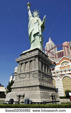 "Statue of Liberty at New York Hotel and Casino, Las Vegas, Nevada, USA, North America, PublicGround" View Large Photo Image Stock Image - "Statue of Liberty at New York Hotel and Casino, Las Vegas, Nevada, USA, North America, PublicGround". Fotosearch