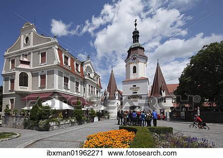 "Steiner Tor gate, Krems an der Donau, Wachau, Lower Austria, Austria, Europe" View Large Photo Image Stock Image - "Steiner Tor gate, Krems an der Donau, Wachau, Lower Austria, Austria, Europe". Fotosearch