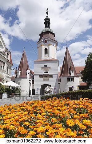 "Steiner Tor gate, Krems an der Donau, Wachau, Lower Austria, Austria, Europe" View Large Photo Image Stock Image - "Steiner Tor gate, Krems an der Donau, Wachau, Lower Austria, Austria, Europe". Fotosearch