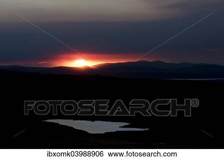 "Sunset behind the ash and gas cloud of the Holuhraun fissure eruption, near the volcano Baroarbunga, highlands, Northeast Iceland, Iceland, Europe" View Large Photo Image Stock Photograph - "Sunset behind the ash and gas cloud of the Holuhraun fissure eruption, near the volcano Baroarbunga, highlands, Northeast Iceland, Iceland, Europe". Fotosearch