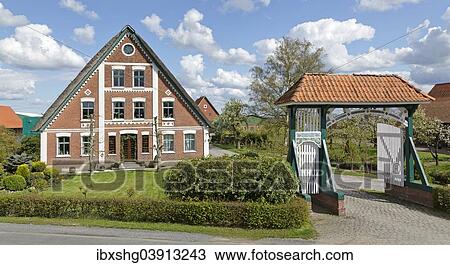 "Thatched house, Hogendiekbruck, Altes Land region, Lower Saxony, Germany, Europe" View Large Photo Image Stock Image - "Thatched house, Hogendiekbruck, Altes Land region, Lower Saxony, Germany, Europe". Fotosearch