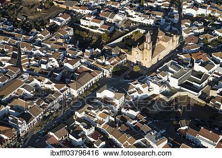 "The Andalusian town of Algodonales, Sierra de Cadiz, Sierra de Lijar, Cadiz province, Andalucia, Spain, Europe" View Large Photo Image Stock Photograph - "The Andalusian town of Algodonales, Sierra de Cadiz, Sierra de Lijar, Cadiz province, Andalucia, Spain, Europe". Fotosearch