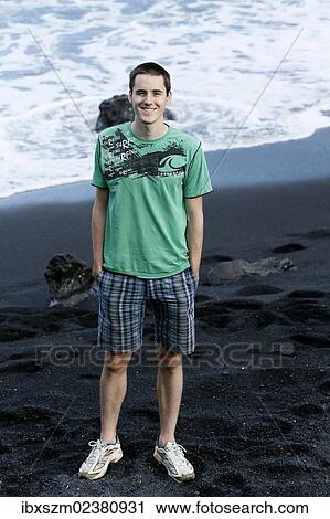 "Tourist by the sea, Hawaii, USA" View Large Photo Image Stock Image - "Tourist by the sea, Hawaii, USA". Fotosearch