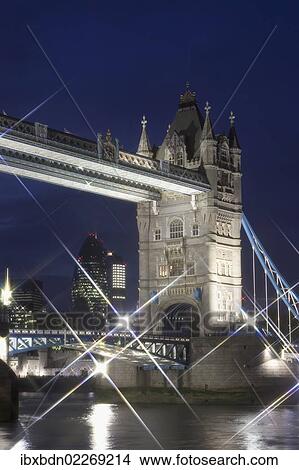 Picture - "Tower Bridge at night, London, England, United Kingdom, Europe". Fotosearch