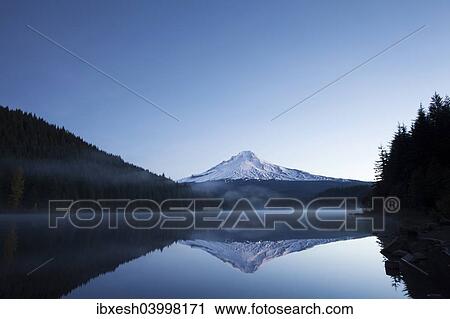 "Trillium Lake with Mount Hood, Government Camp, Oregon, United States, North America" View Large Photo Image Stock Image - "Trillium Lake with Mount Hood, Government Camp, Oregon, United States, North America". Fotosearch