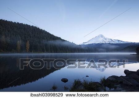 Stock Photo - "Trillium Lake with Mount Hood, Clackamas County, Oregon, United States, North America". Fotosearch
