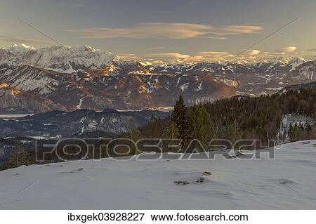 "Tyrolean Inn Valley, below Kufstein, left Wilder Kaiser, right Kitzbuhel Alps, Austria, Europe" View Large Photo Image Stock Photo - "Tyrolean Inn Valley, below Kufstein, left Wilder Kaiser, right Kitzbuhel Alps, Austria, Europe". Fotosearch