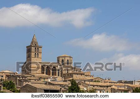 "View of the town with the Church Nuestra Senyora de los Angeles, Sineu, Majorca, Balearic Islands, Spain, Europe" View Large Photo Image Stock Image - "View of the town with the Church Nuestra Senyora de los Angeles, Sineu, Majorca, Balearic Islands, Spain, Europe". Fotosearch