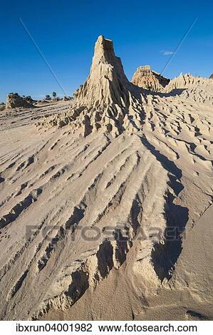 "Walls of China, a series of lunettes, Mungo National Park, Willandra Lakes Region, New South Wales, Australia, Oceania" View Large Photo Image Stock Image - "Walls of China, a series of lunettes, Mungo National Park, Willandra Lakes Region, New South Wales, Australia, Oceania". Fotosearch
