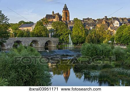 "Wetzlar Cathedral, Old Lahn Bridge, fountains of the water organ, Lahn river, old town, Wetzlar, Hesse, Germany, Europe" View Large Photo Image Stock Image - "Wetzlar Cathedral, Old Lahn Bridge, fountains of the water organ, Lahn river, old town, Wetzlar, Hesse, Germany, Europe". Fotosearch