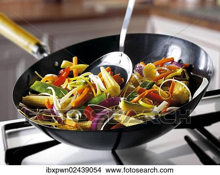 Picture - Wok vegetables with corn. Fotosearch