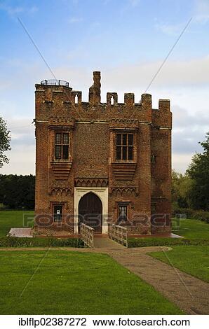 "15th century gatehouse, Rye House Gatehouse, Rye Meads, Hoddesdon, Lea Valley, Hertfordshire, England, United Kingdom, Europe" View Large Photo Image Stock Image - "15th century gatehouse, Rye House Gatehouse, Rye Meads, Hoddesdon, Lea Valley, Hertfordshire, England, United Kingdom, Europe". Fotosearch