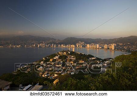 "Acapulco Bay in the evening light, Acapulco, Guerrero, Mexico, North America" View Large Photo Image Stock Image - "Acapulco Bay in the evening light, Acapulco, Guerrero, Mexico, North America". Fotosearch