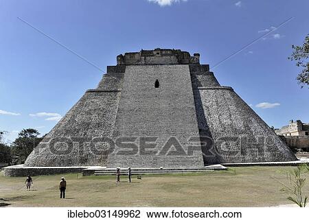 "Adivino Pyramid or Pyramid of the Magician, UNESCO World Heritage Site, Uxmal, Yucatan, Mexico, North America" View Large Photo Image Stock Image - "Adivino Pyramid or Pyramid of the Magician, UNESCO World Heritage Site, Uxmal, Yucatan, Mexico, North America". Fotosearch