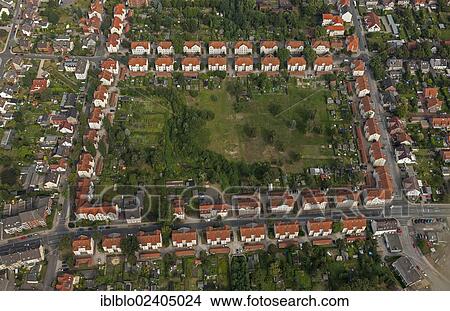 "Aerial view, a mining village with a park in the middle, southern Recklinghausen, Recklinghausen, Ruhr area, North Rhine-Westphalia, Germany, Europe" View Large Photo Image Picture - "Aerial view, a mining village with a park in the middle, southern Recklinghausen, Recklinghausen, Ruhr area, North Rhine-Westphalia, Germany, Europe". Fotosearch