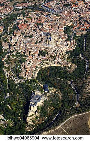 "Aerial view of Segovia form the Alcazar to the aqueduct, Segovia, Castile and Leon, Spain, Europe" View Large Photo Image Picture - "Aerial view of Segovia form the Alcazar to the aqueduct, Segovia, Castile and Leon, Spain, Europe". Fotosearch