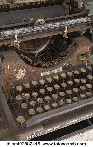 "An old rusted Underwood manual typewriter, Quebec, Canada, North America" View Large Photo Image Stock Photography - "An old rusted Underwood manual typewriter, Quebec, Canada, North America". Fotosearch