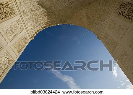 Picture - "Arch of the Bibi Ka Maqbara, Aurangabad, Maharashtra, India, Asia". Fotosearch