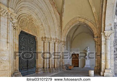 "Arch of the main portal, vestibule of the Abbey Church of the Benedictine Abbey of Casamari, Abbazia di Casamari, Abtei Casamari, Casamari, Lazio, Italy, Europe" View Large Photo Image Stock Photo - "Arch of the main portal, vestibule of the Abbey Church of the Benedictine Abbey of Casamari, Abbazia di Casamari, Abtei Casamari, Casamari, Lazio, Italy, Europe". Fotosearch