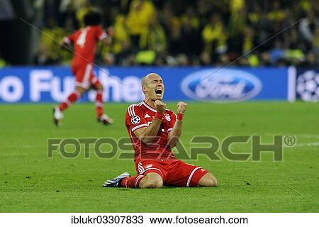 "Arjen Robben cheering jubilantly at the end of the game, UEFA Champions League Final 2013, Borussia Dortmund - FC Bayern Munich, Wembley-Stadium, London, London region, England, United Kingdom, Europe" View Large Photo Image Stock Image - "Arjen Robben cheering jubilantly at the end of the game, UEFA Champions League Final 2013, Borussia Dortmund - FC Bayern Munich, Wembley-Stadium, London, London region, England, United Kingdom, Europe". Fotosearch