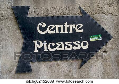 "Arrow sign """"Centre Picasso"""", Picasso museum, Horta de San Juan, Catalonia, Spain, Europe" View Large Photo Image Stock Photo - "Arrow sign """"Centre Picasso"""", Picasso museum, Horta de San Juan, Catalonia, Spain, Europe". Fotosearch