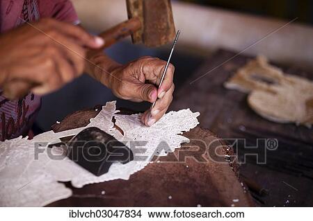 "Artist at work, Ubud, Bali, Indonesia, Asia" View Large Photo Image Picture - "Artist at work, Ubud, Bali, Indonesia, Asia". Fotosearch