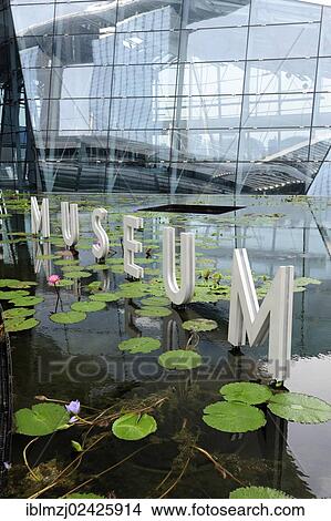 "ArtScience Museum, modern architecture, Marina Bay, Central Area, Central Business District, Singapore, Asia" View Large Photo Image Picture - "ArtScience Museum, modern architecture, Marina Bay, Central Area, Central Business District, Singapore, Asia". Fotosearch